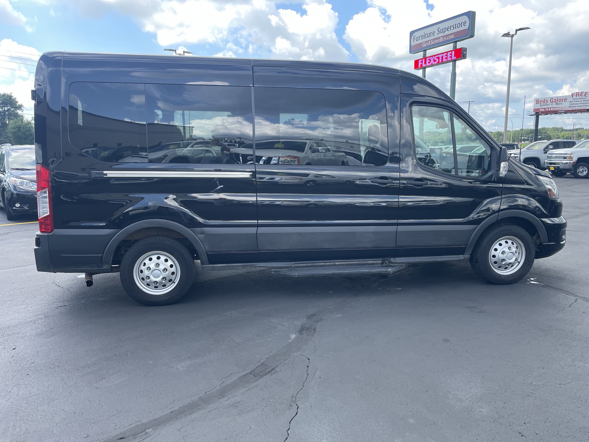 2023 Ford Transit Passenger Van XLT - Photo 6