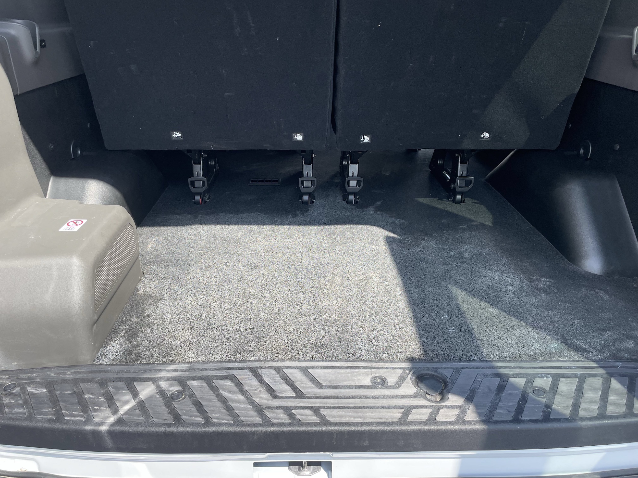 2025 Ford Transit Passenger Van XLT - Photo 16