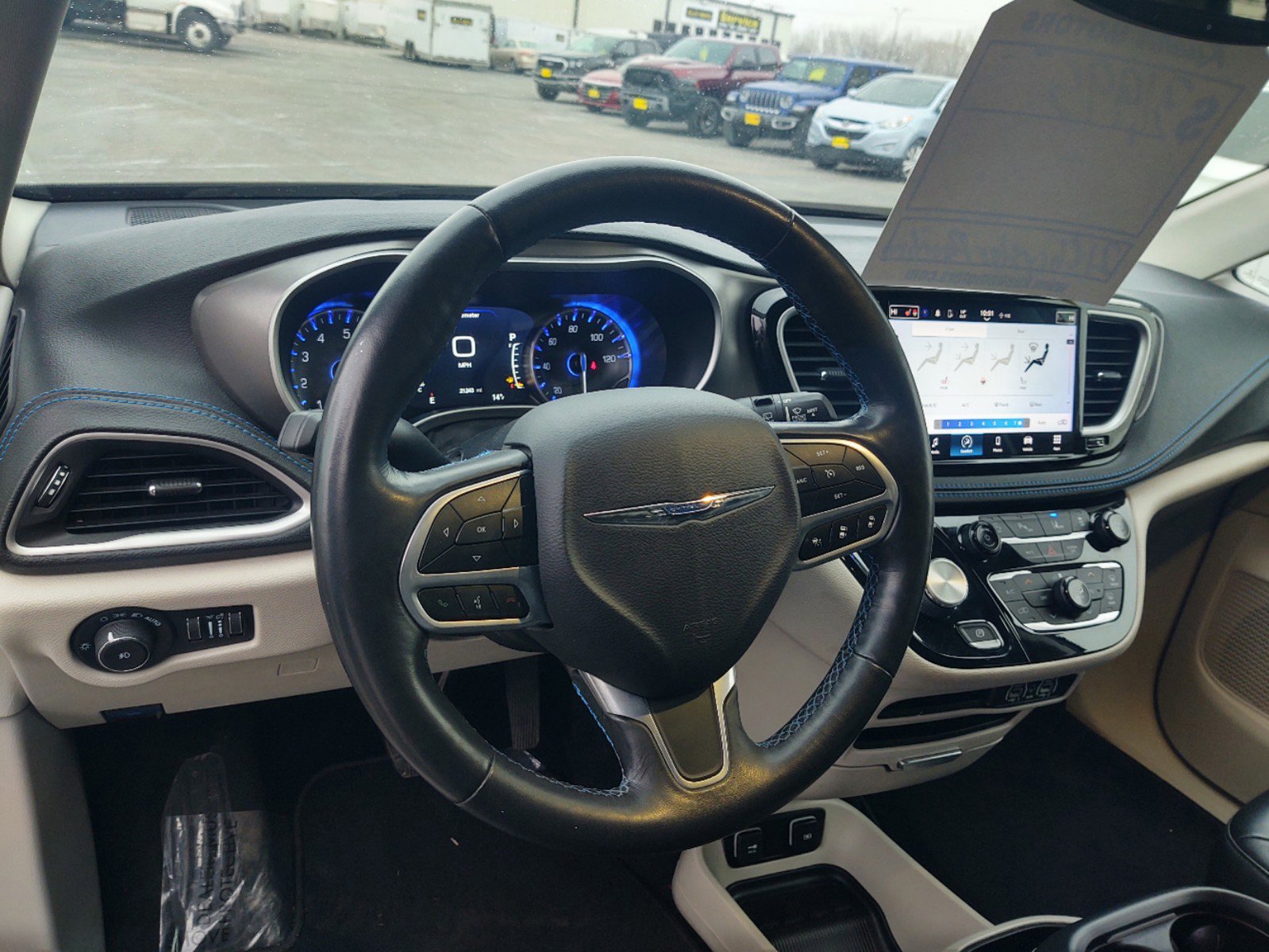 2021 Chrysler Pacifica Touring L - Photo 13