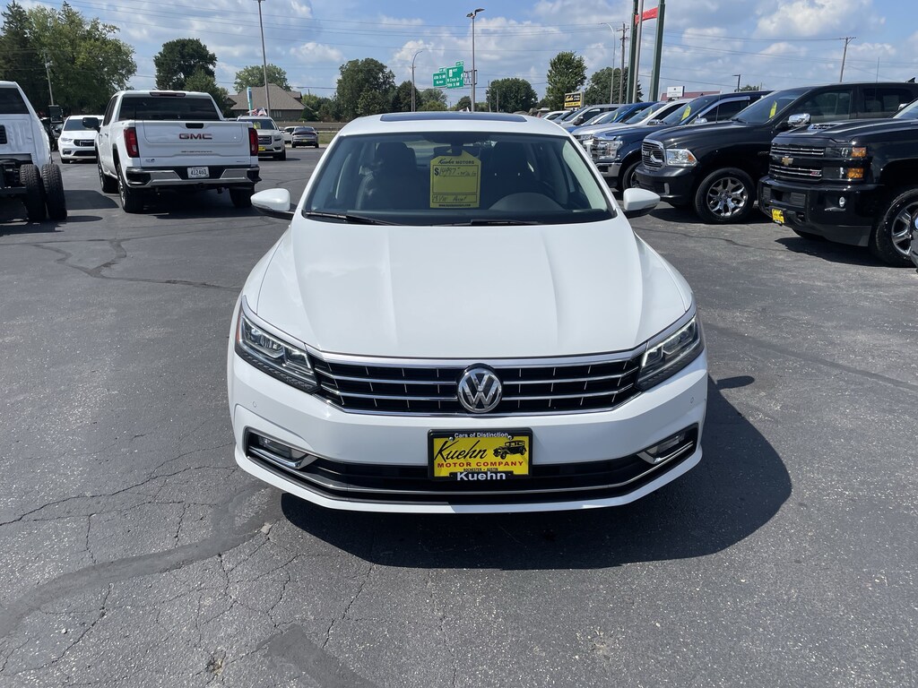 Used 2018 Volkswagen Passat 2.0T SE Sedan