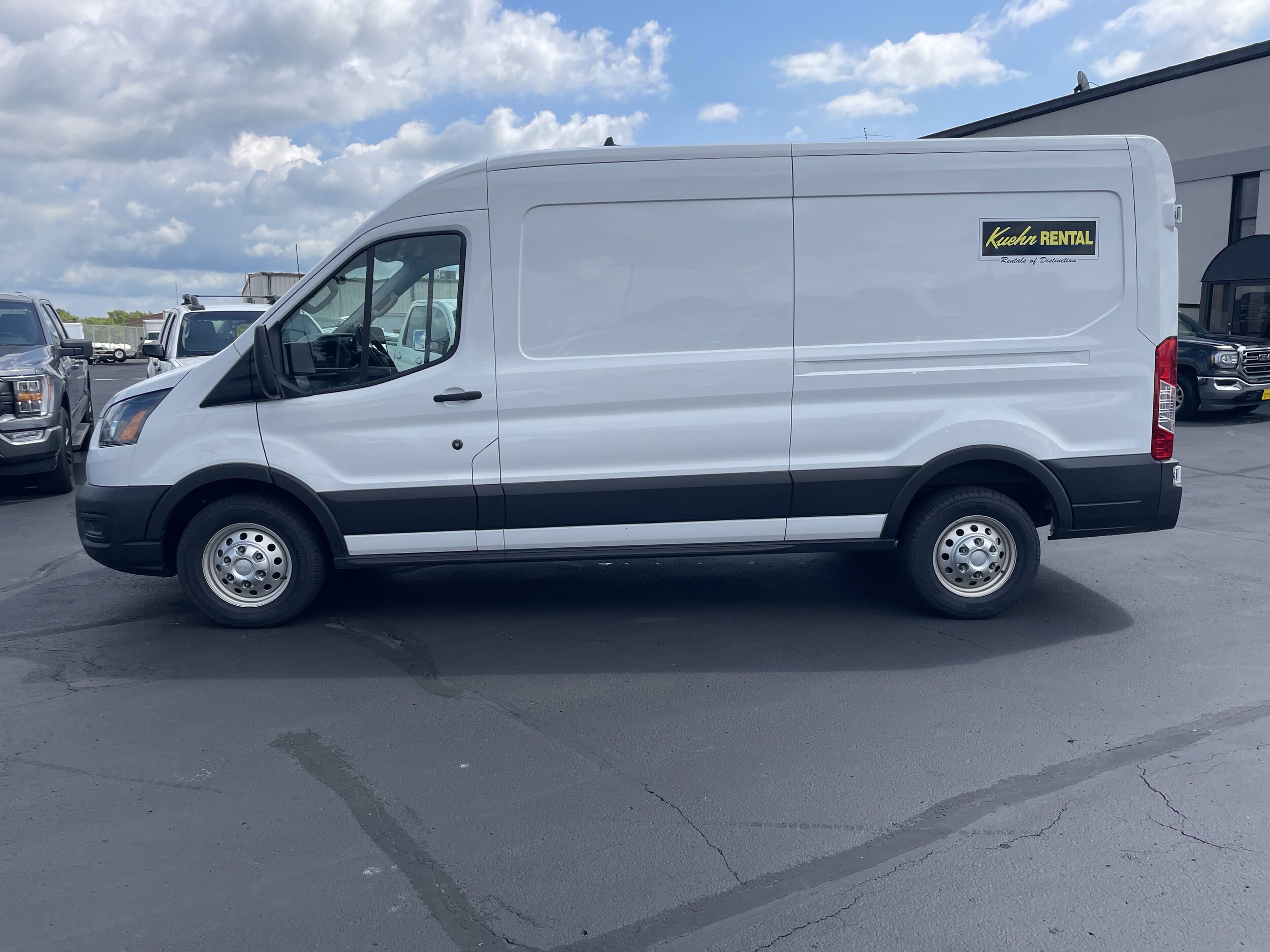 2023 Ford Transit photo 2