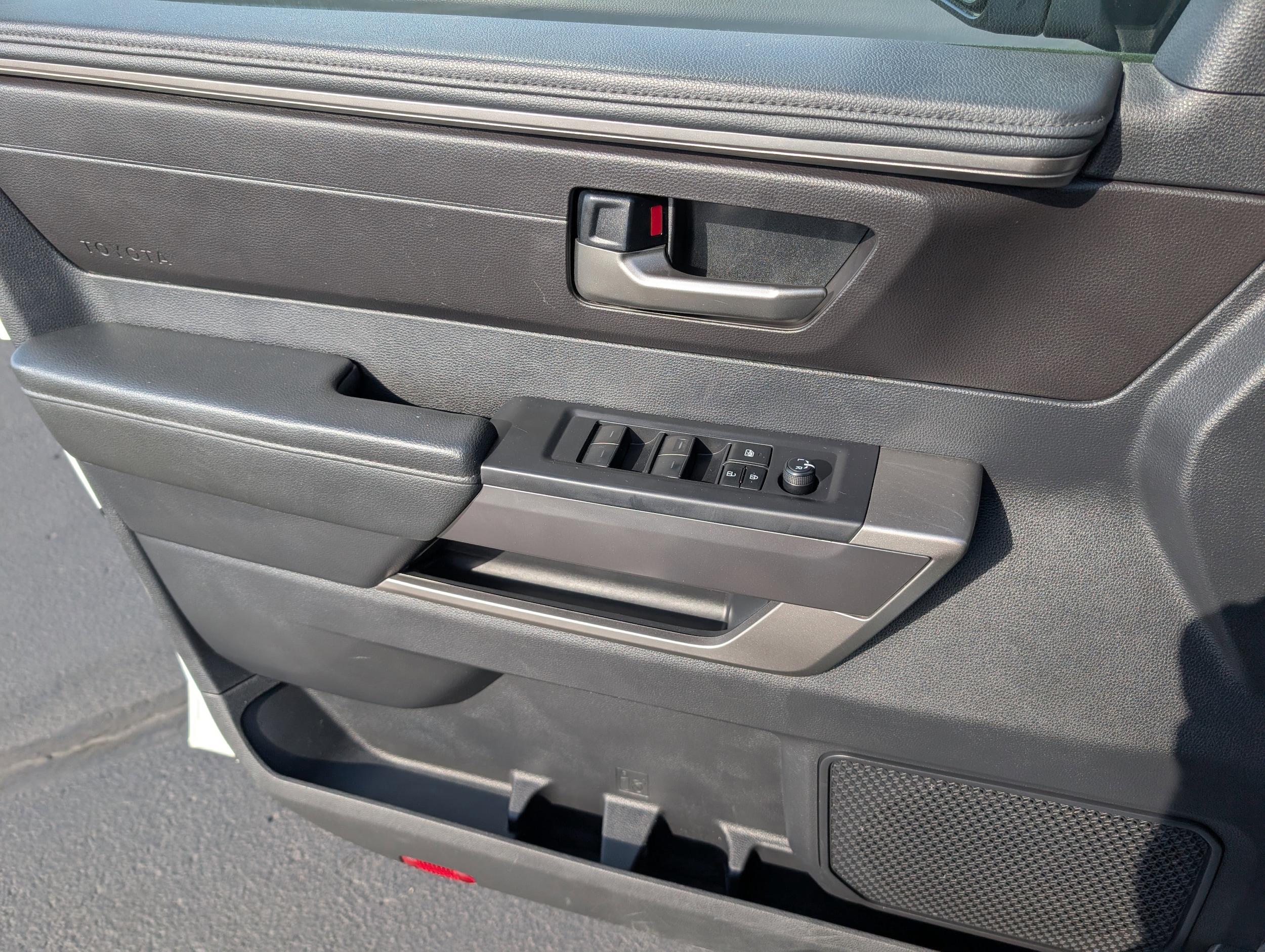 2022 Toyota Tundra SR5 - Photo 11