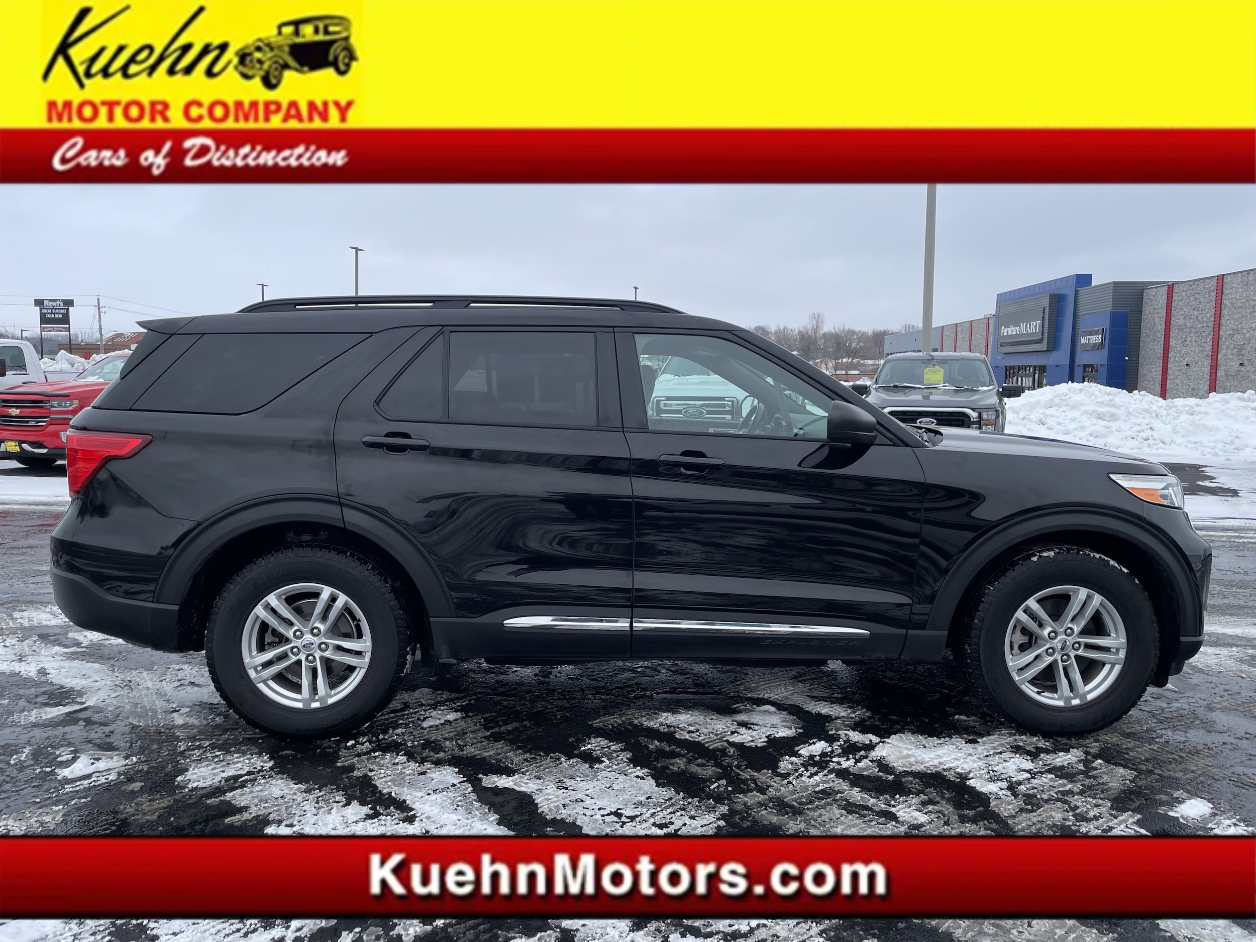 2020 Ford Explorer XLT's photo