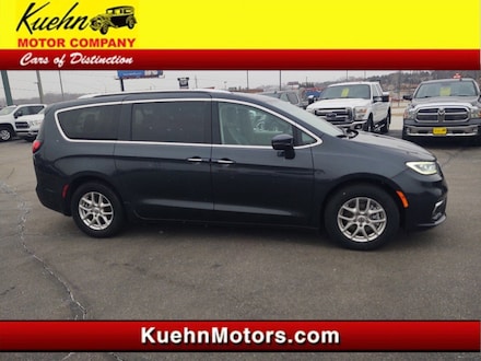 2021 Chrysler Pacifica Touring L Van Passenger Van