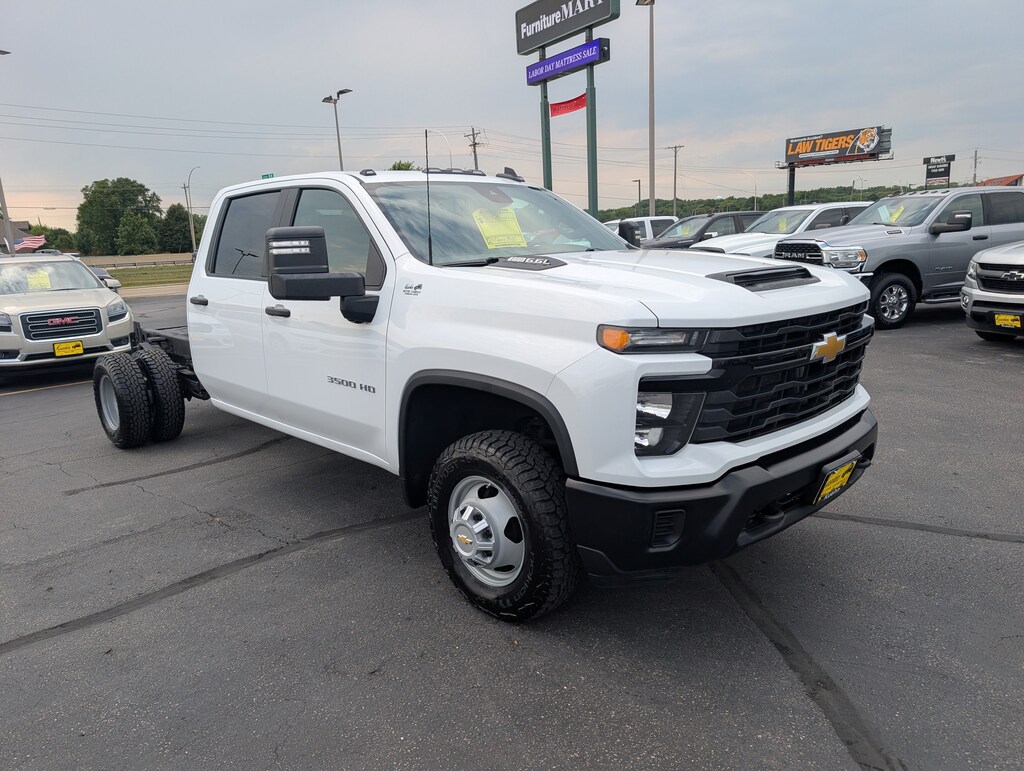 Used 2024 Chevrolet Silverado 3500 HD Chassis Work Truck Truck Crew Cab