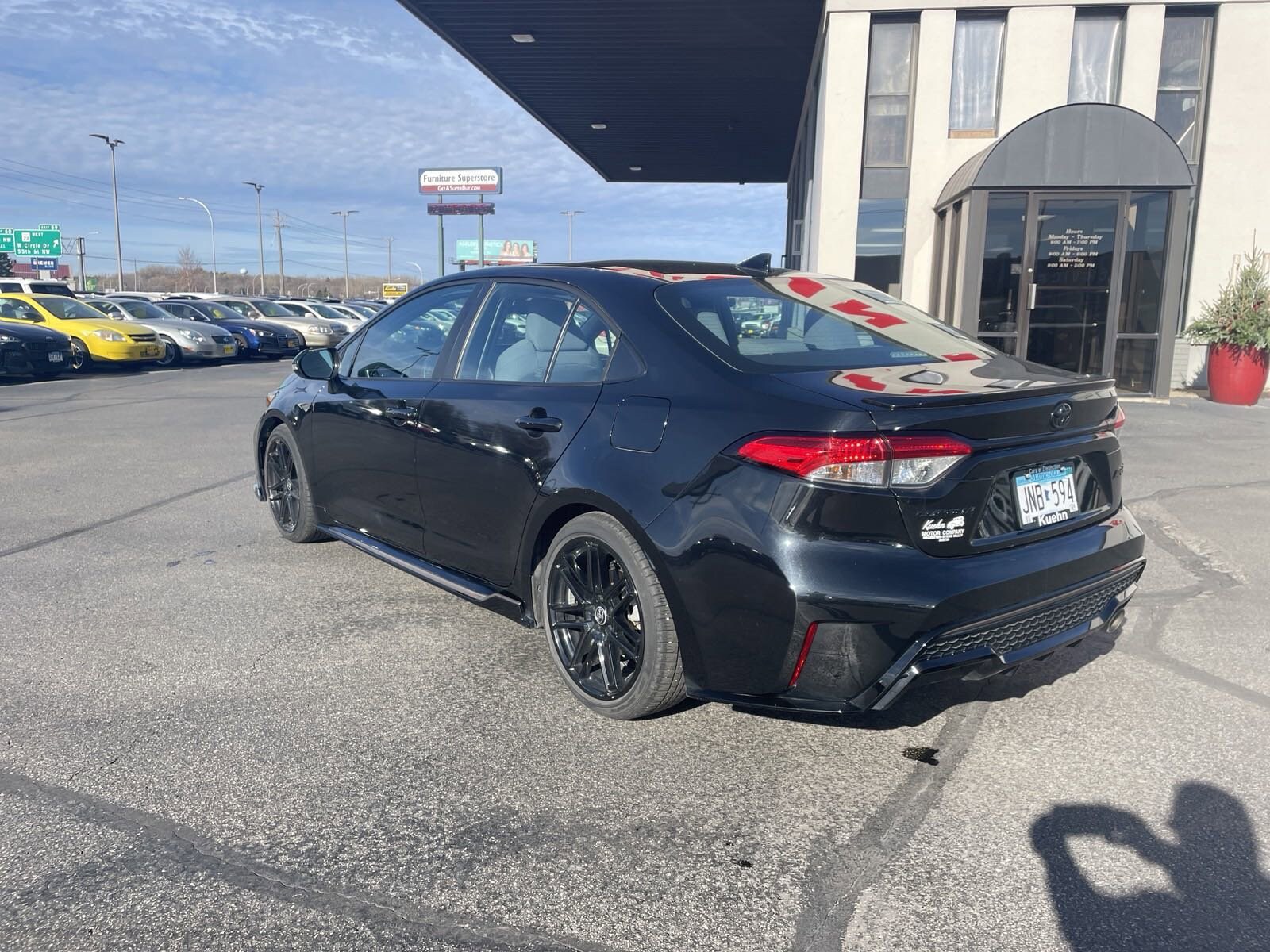 2022 Toyota Corolla SE photo 3