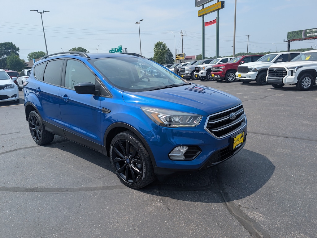 Used 2017 Ford Escape SE SUV