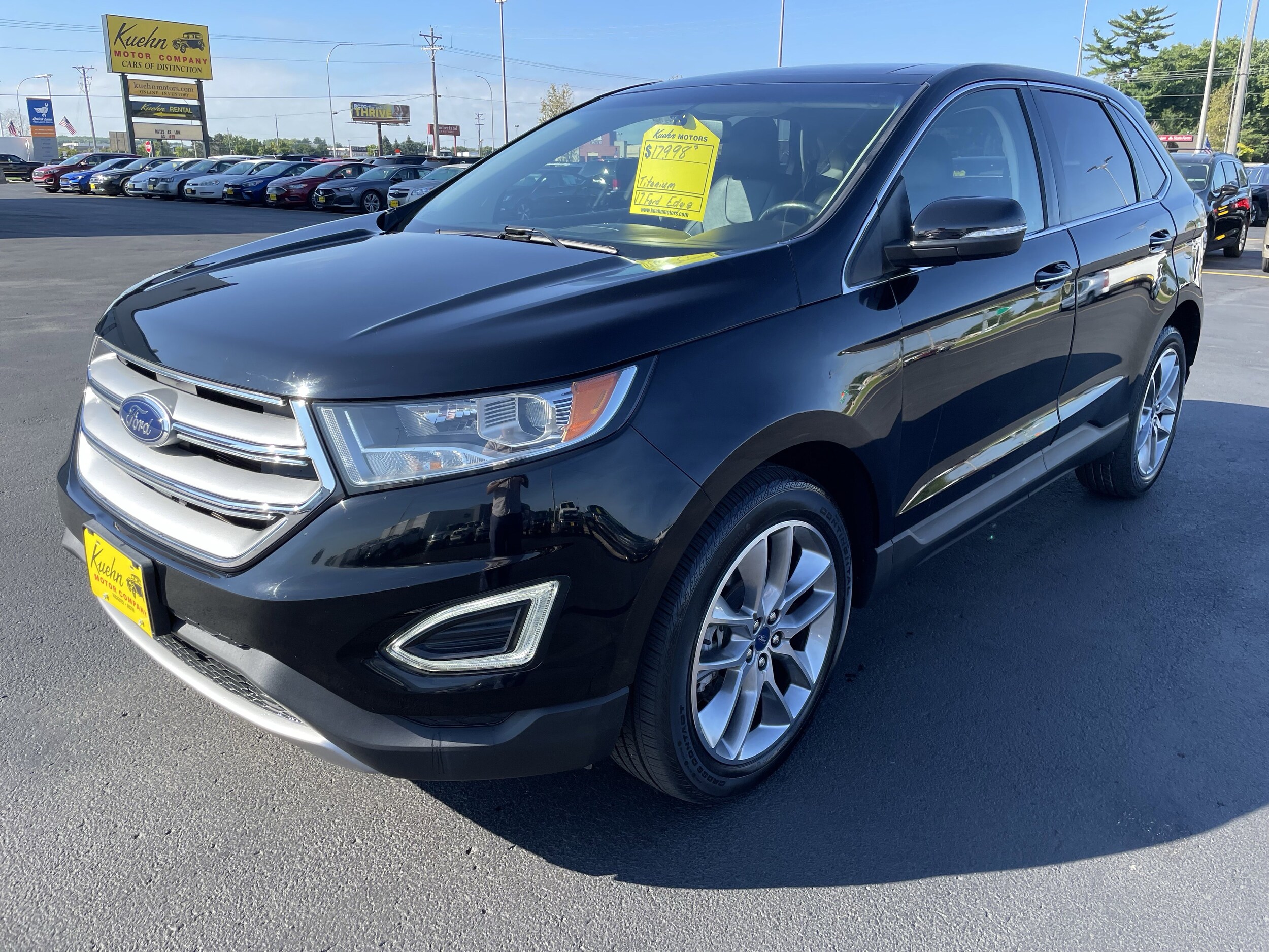 2017 Ford Edge Titanium photo 4