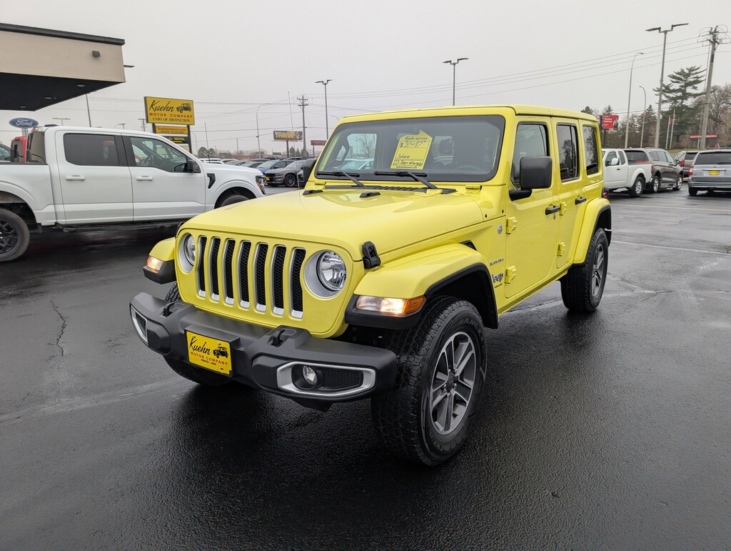 Used 2023 Jeep Wrangler 4-DOOR SAHARA 4X4 SUV