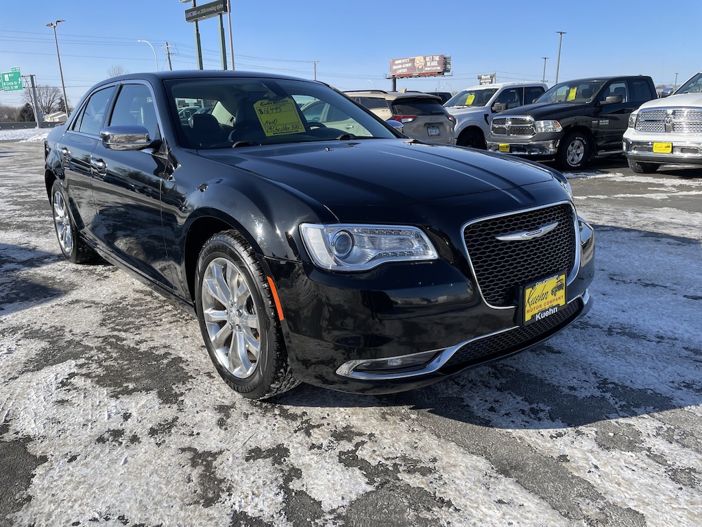 Used 2019 Chrysler 300 Limited Sedan