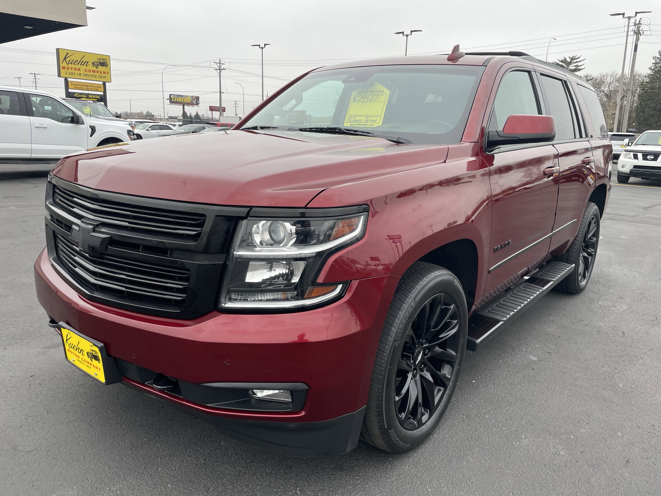 2018 Chevrolet Tahoe LT photo 4