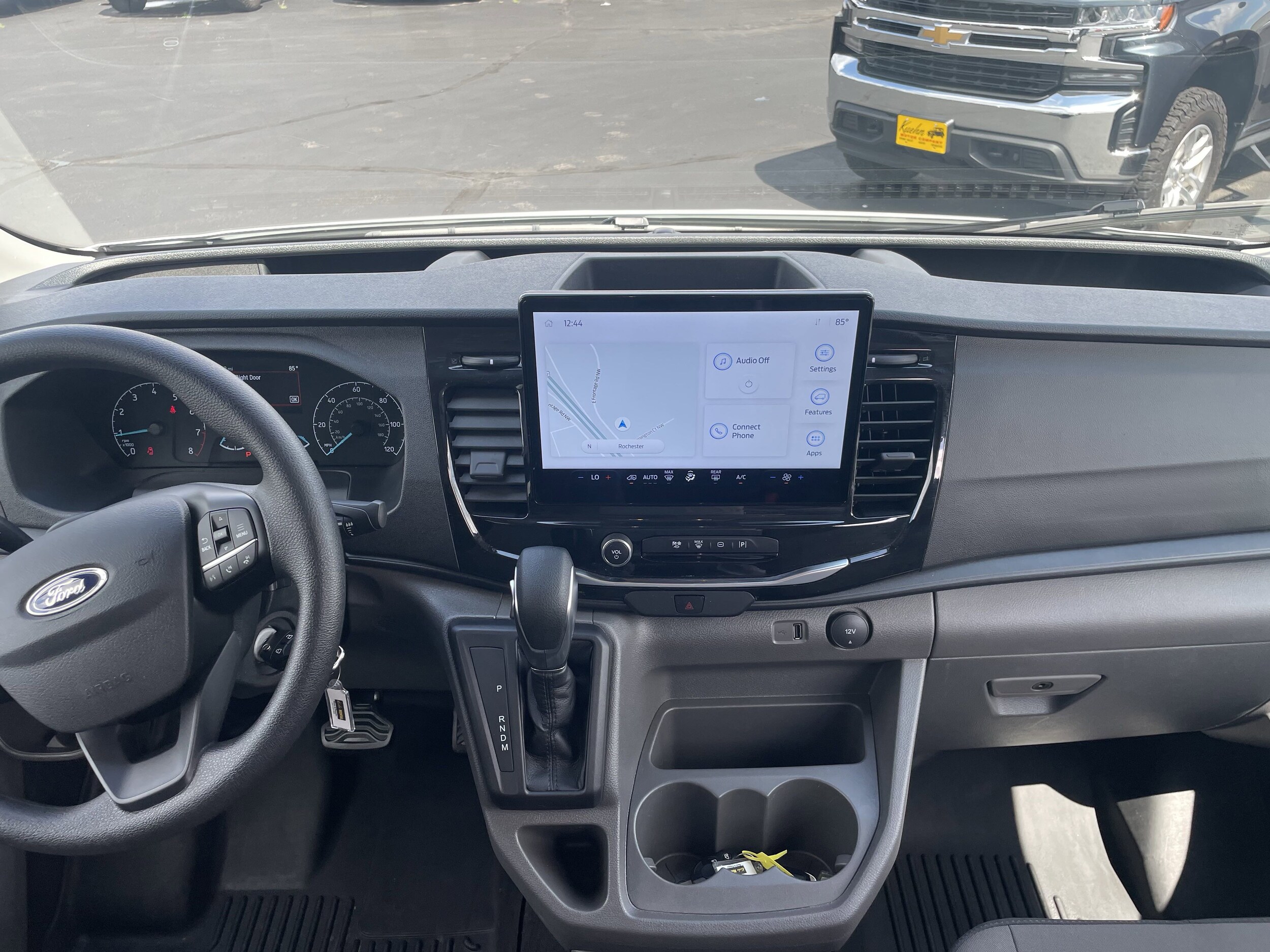 2024 Ford Transit Passenger Van XLT - Photo 9