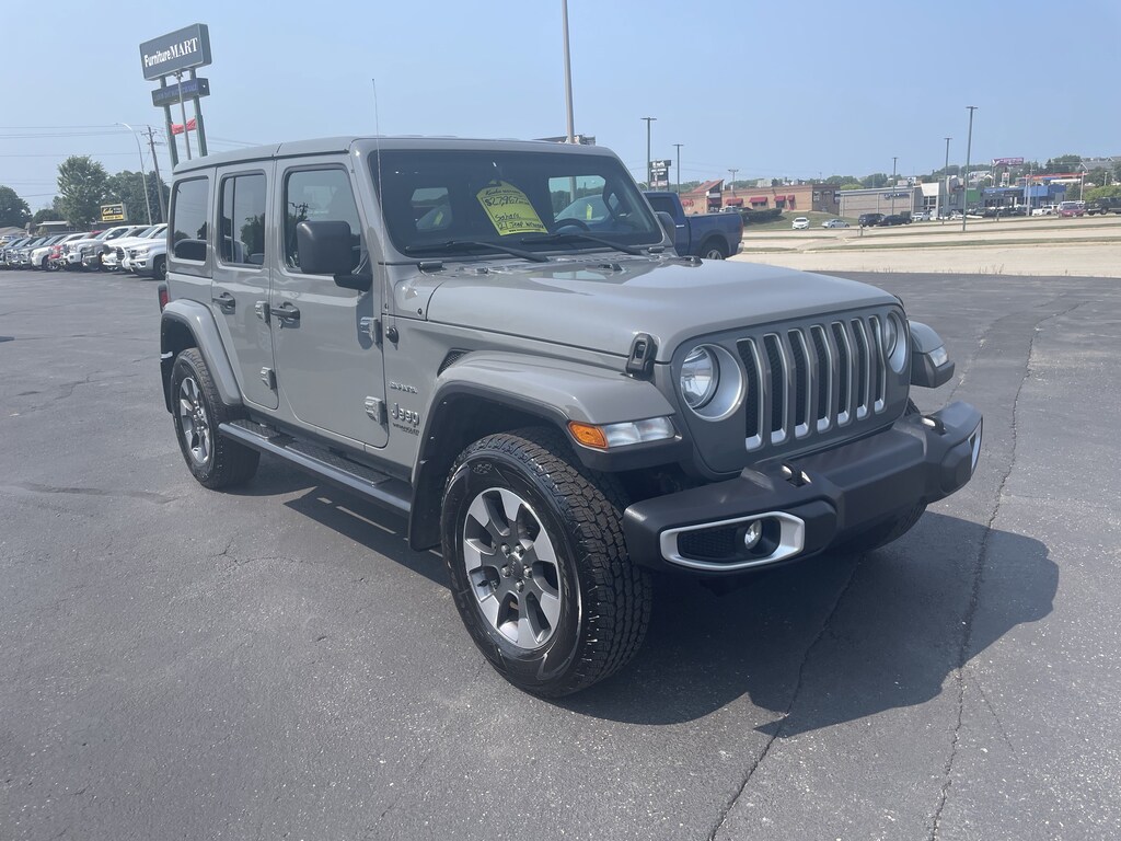 Used 2021 Jeep Wrangler Unlimited Sahara SUV