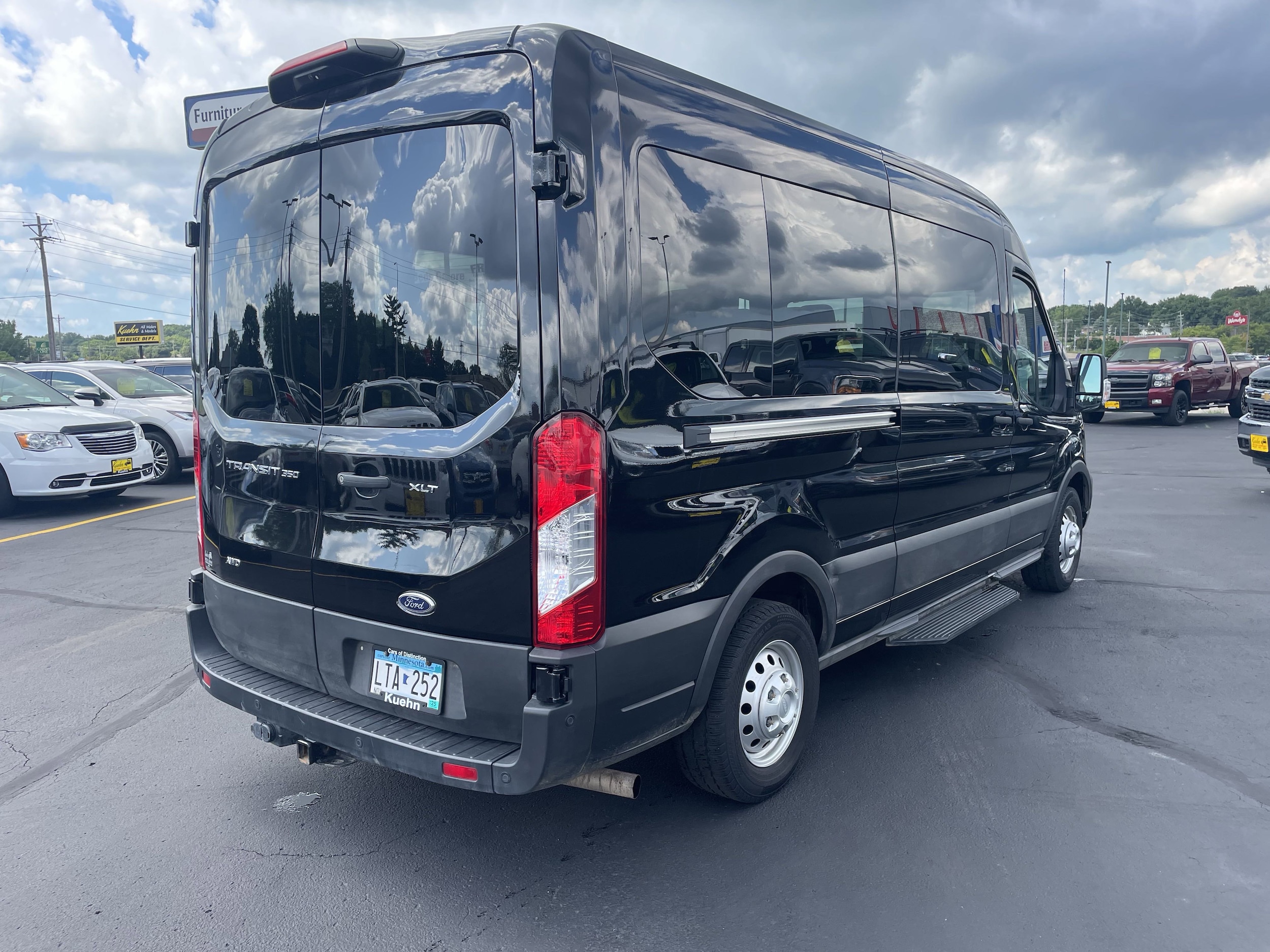 2023 Ford Transit Passenger Van XLT - Photo 5