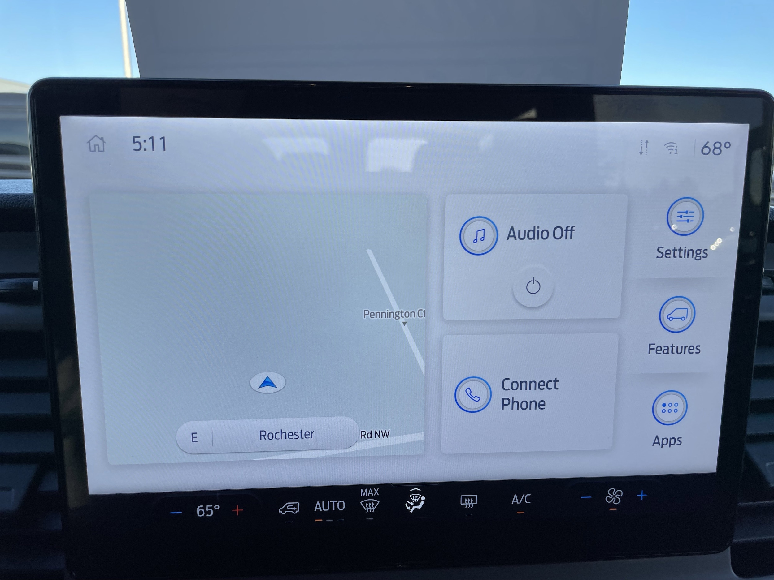 2022 Ford Transit Passenger Van XLT - Photo 19