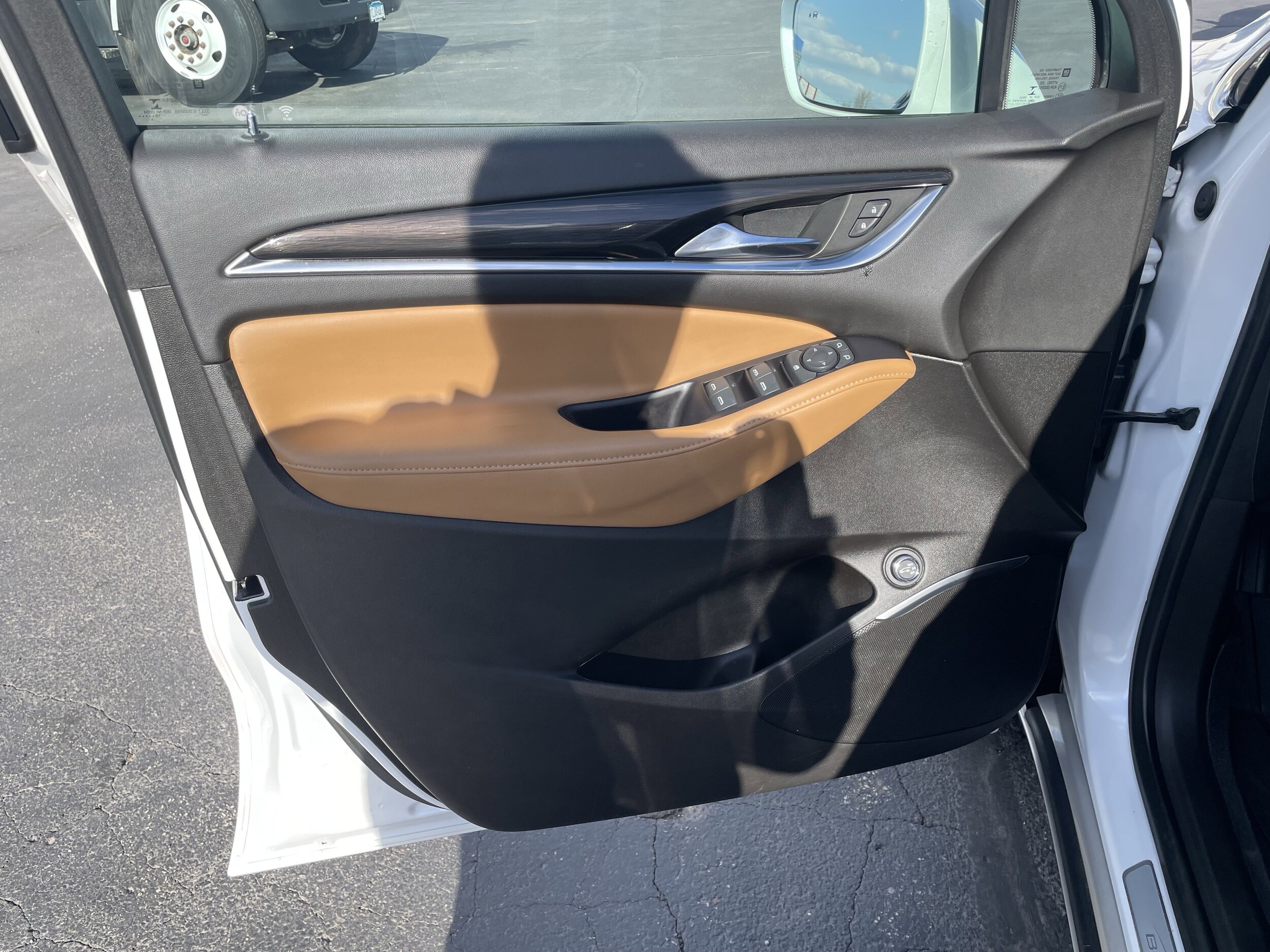2020 Buick Enclave Essence - Photo 11