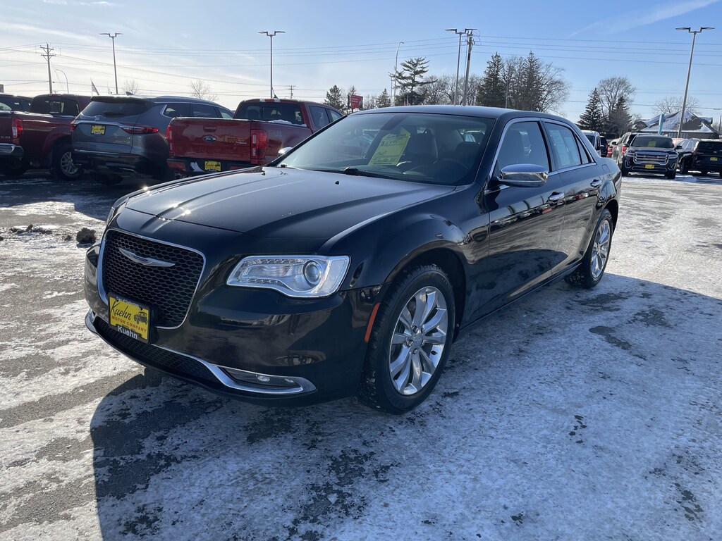 Used 2019 Chrysler 300 Limited Sedan