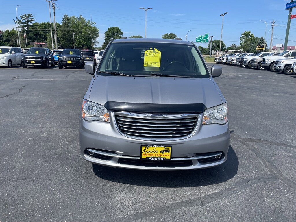 Used 2016 Chrysler Town & Country Touring Van LWB Passenger Van