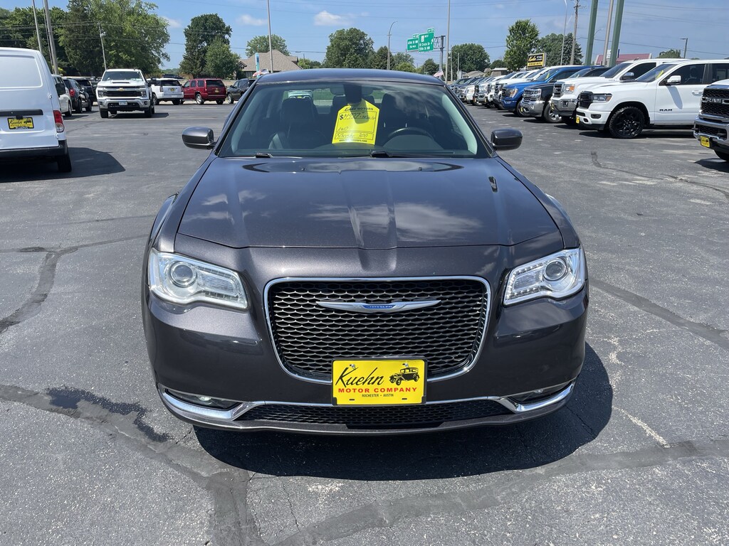 Used 2015 Chrysler 300 Limited Sedan