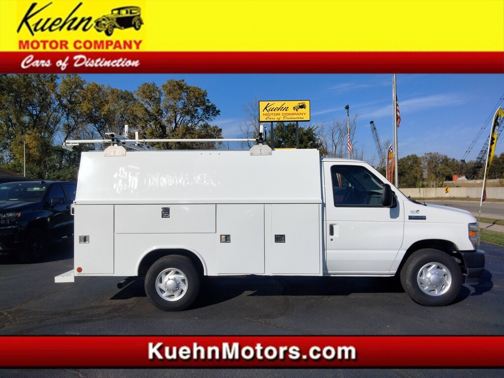 Used 2022 Ford E-350 Cutaway Base Truck
