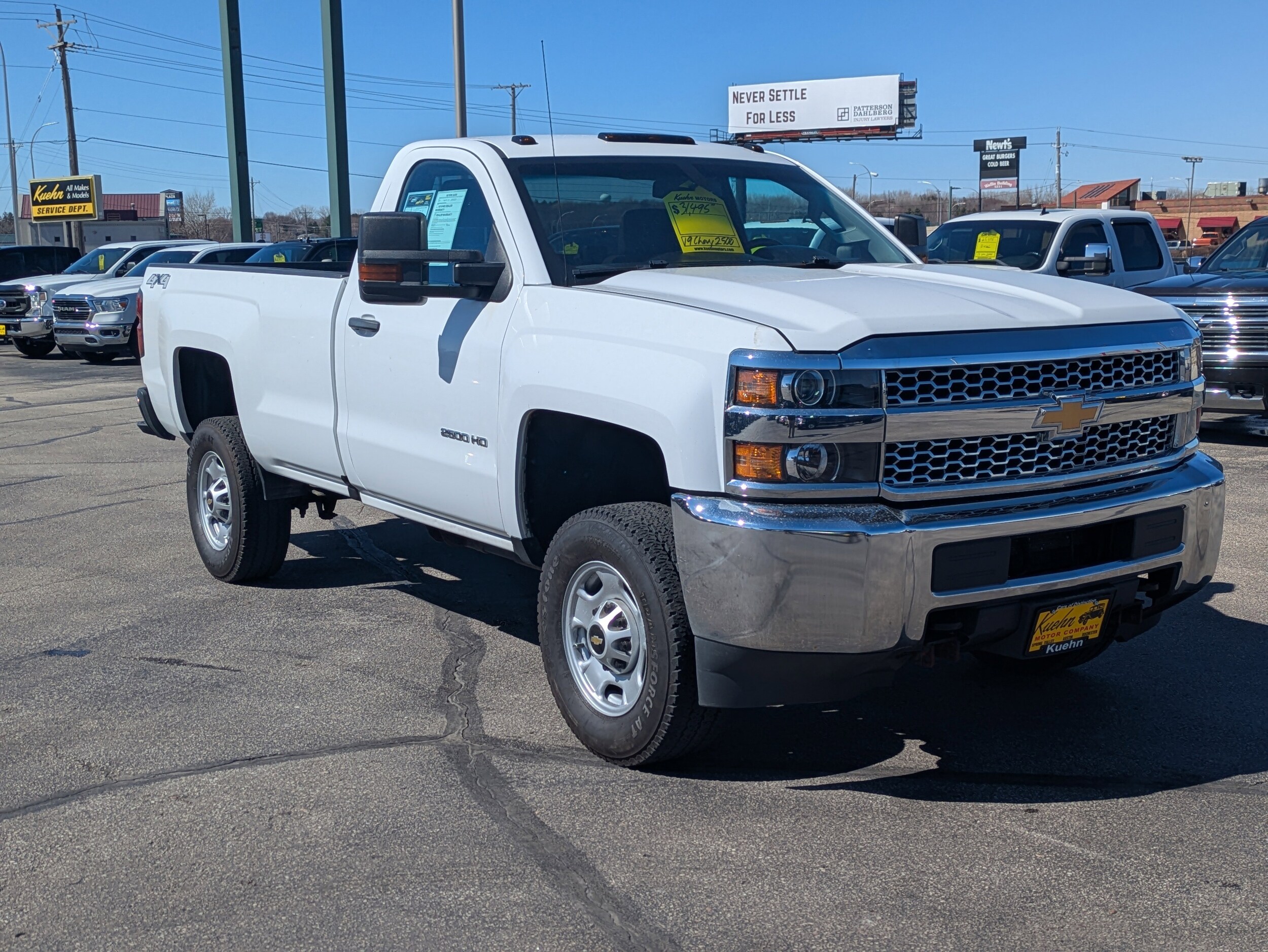 2019 Chevrolet Silverado 2500HD photo 2