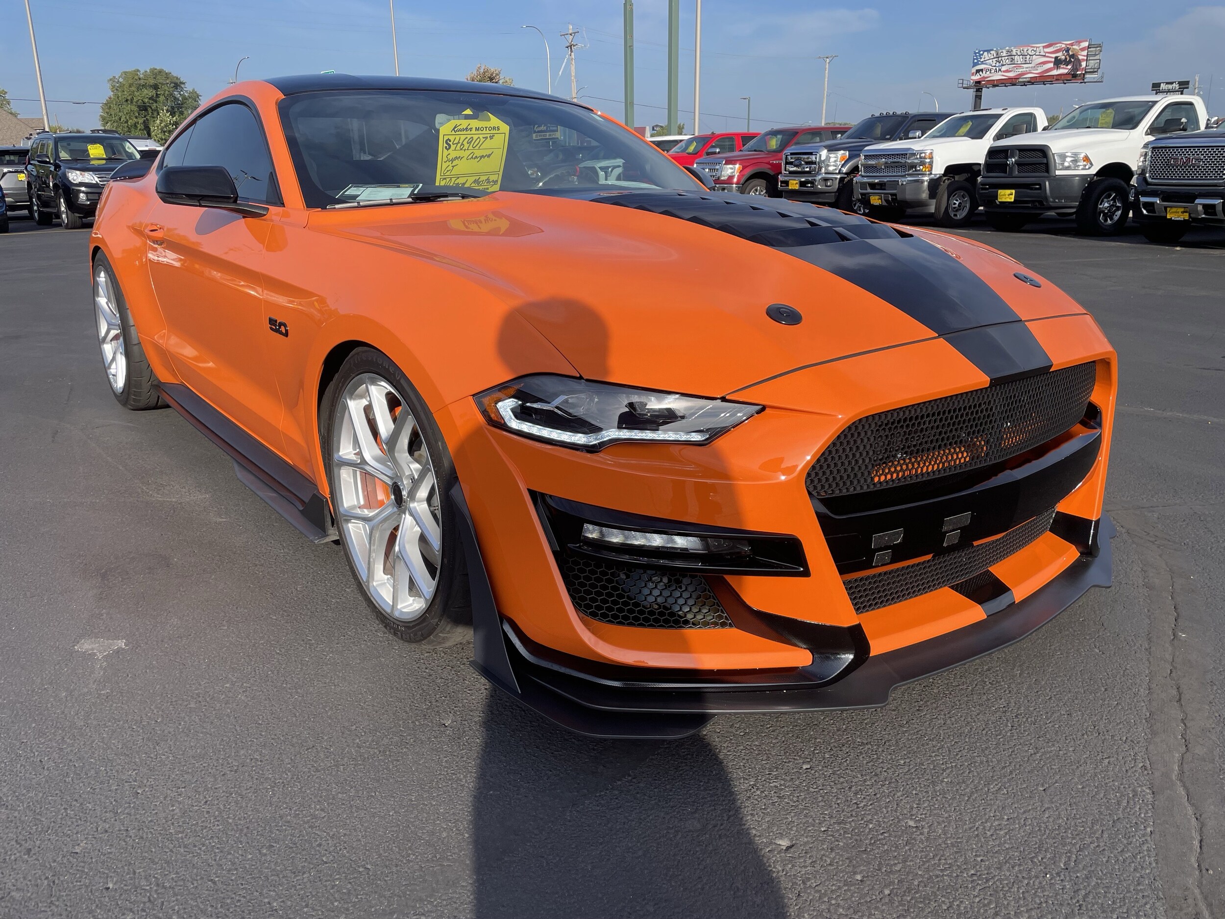 2020 Ford Mustang GT Premium photo 2