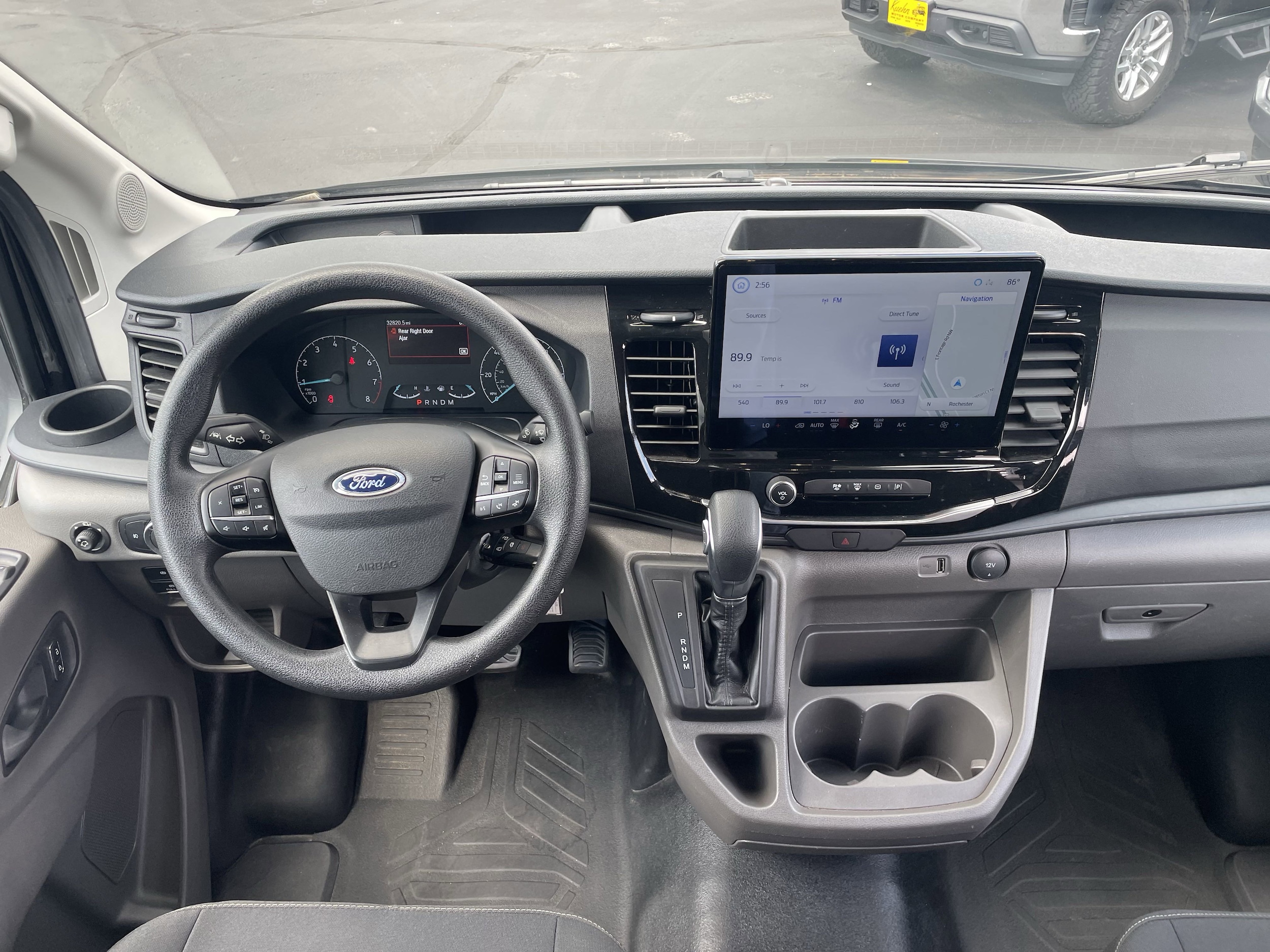 2023 Ford Transit Passenger Van XLT - Photo 9