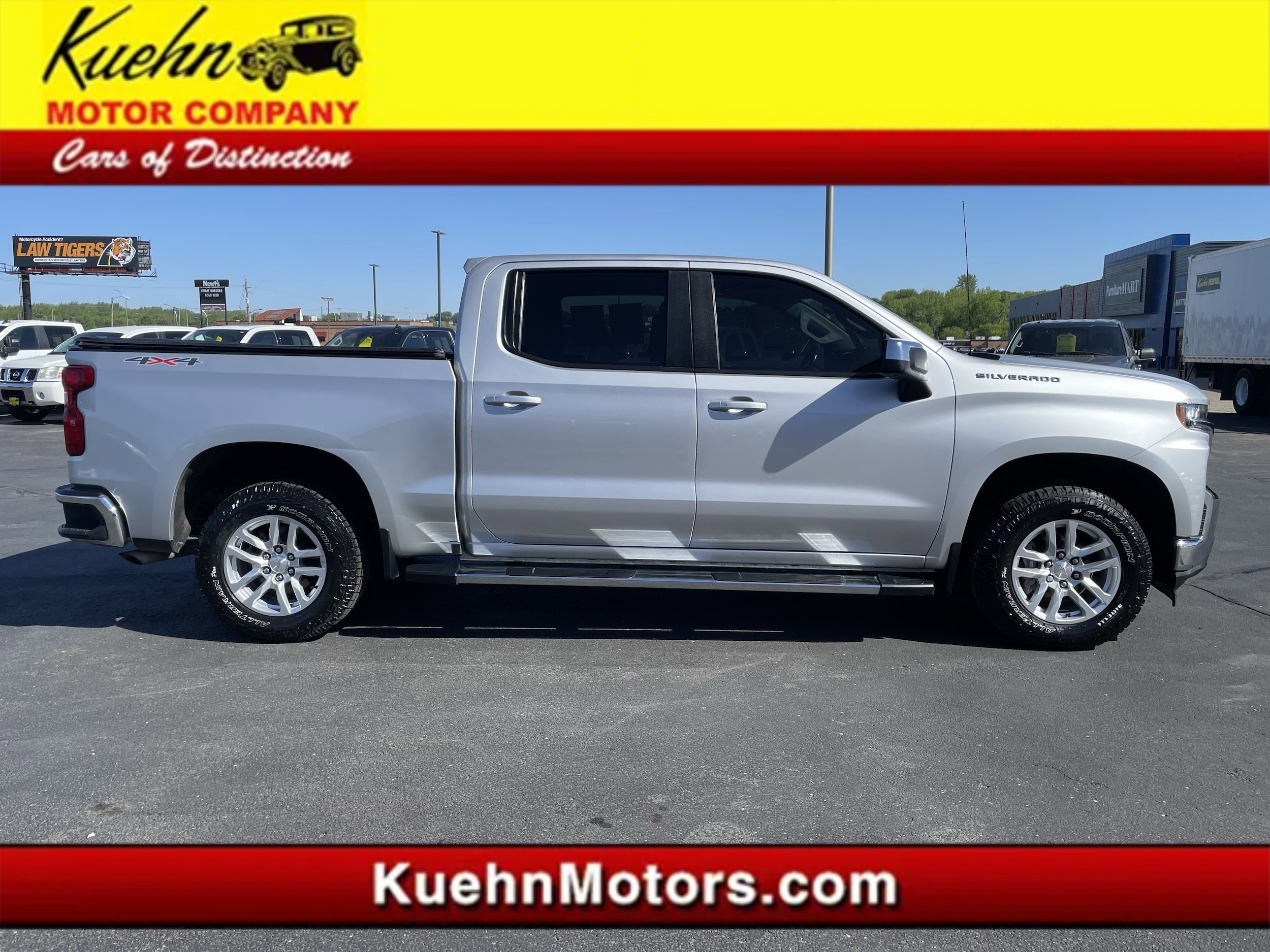 2022 Chevrolet Silverado 1500 LT 4X4 Crew Cab Short Box's photo