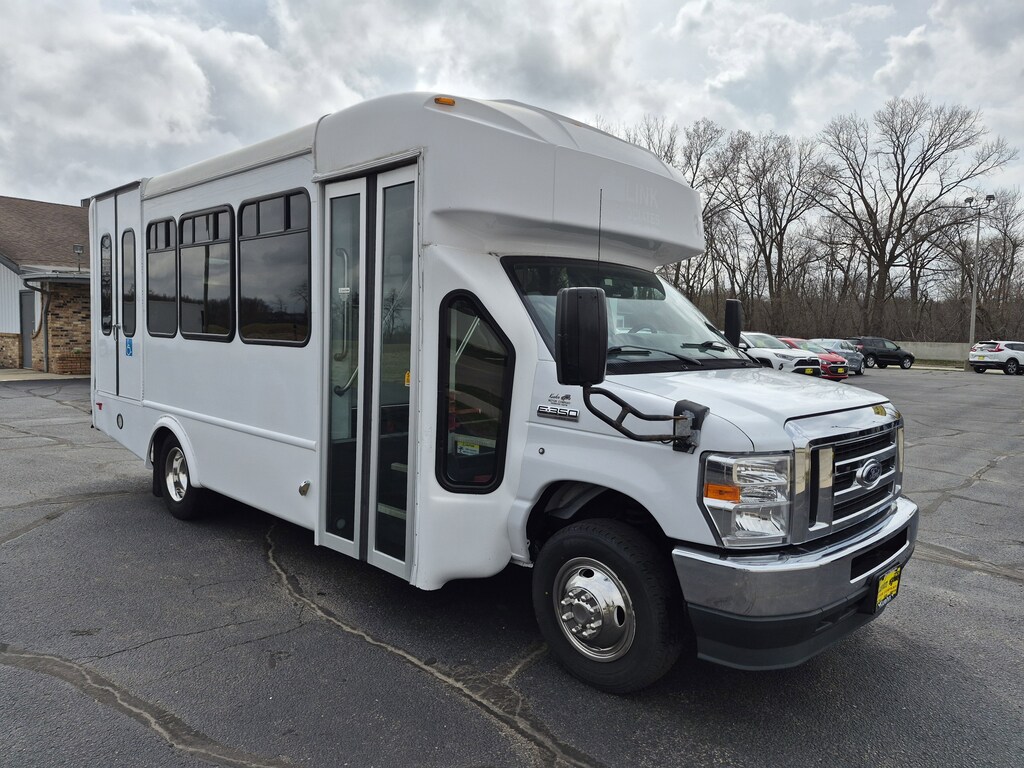 Used 2021 Ford E-350 Cutaway Truck