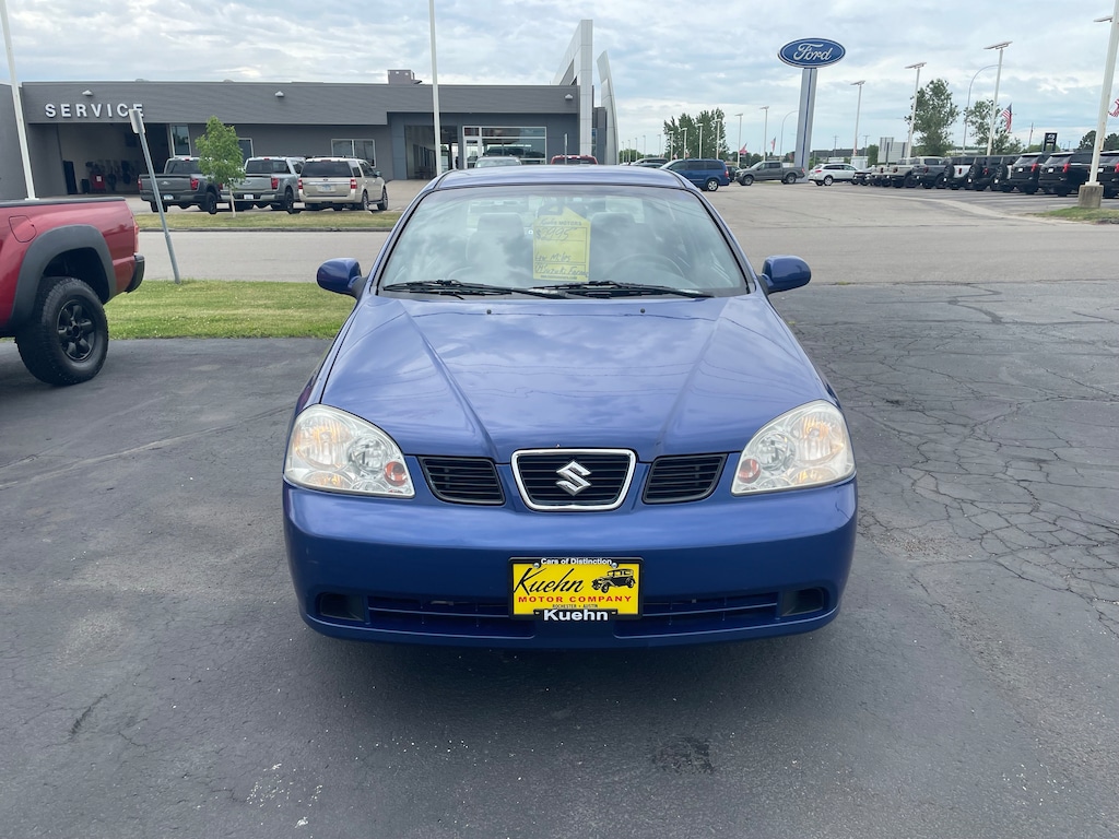 Used 2004 Suzuki Forenza S Sedan