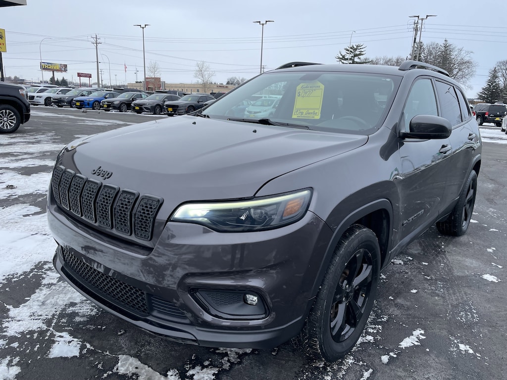 Used 2019 Jeep Cherokee Latitude Plus 4x4 SUV