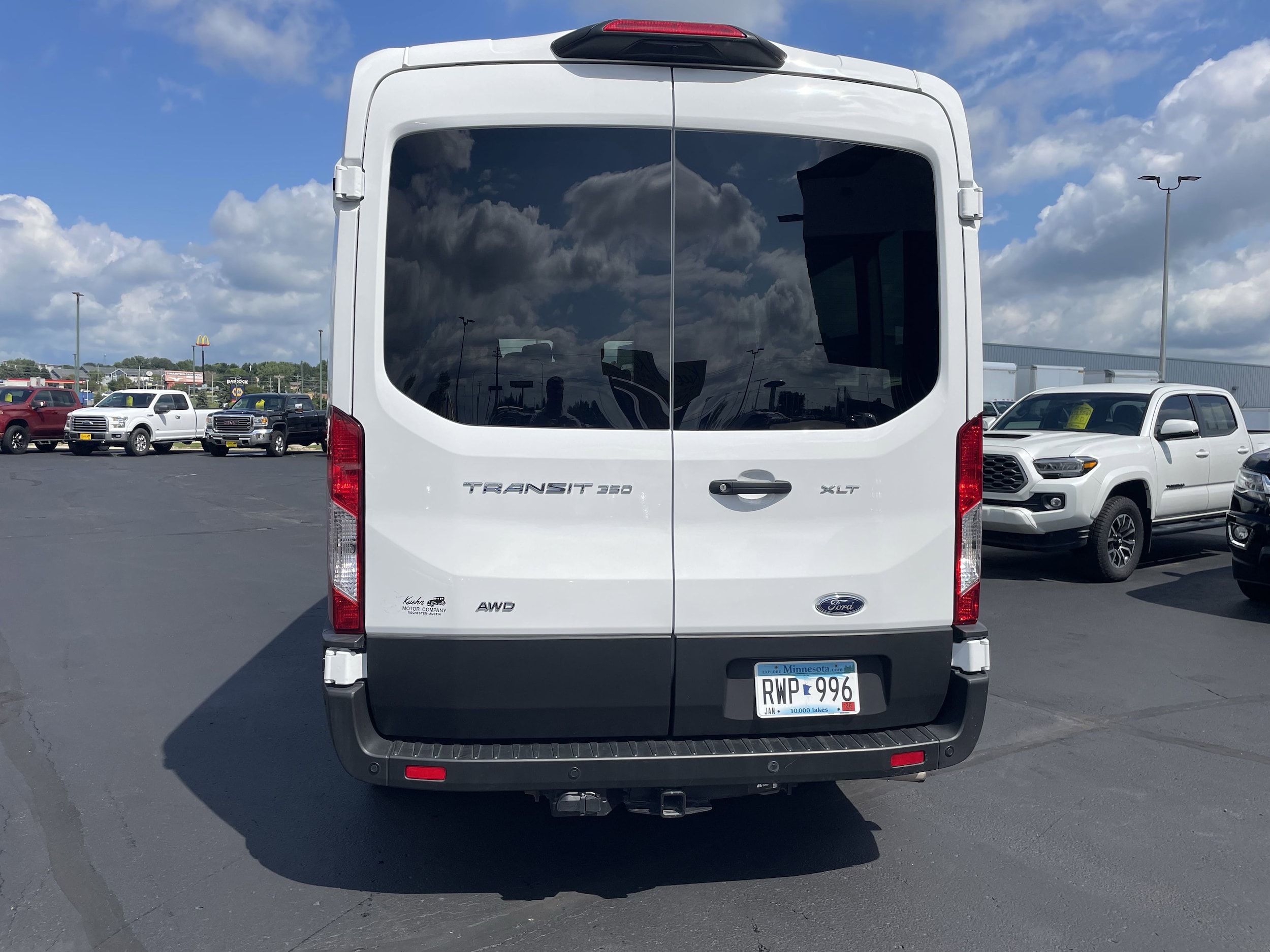 2025 Ford Transit Passenger Van XLT - Photo 4