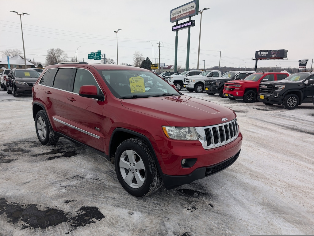Used 2011 Jeep Grand Cherokee Laredo SUV