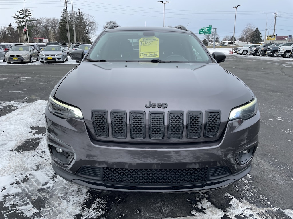 Used 2019 Jeep Cherokee Latitude Plus 4x4 SUV