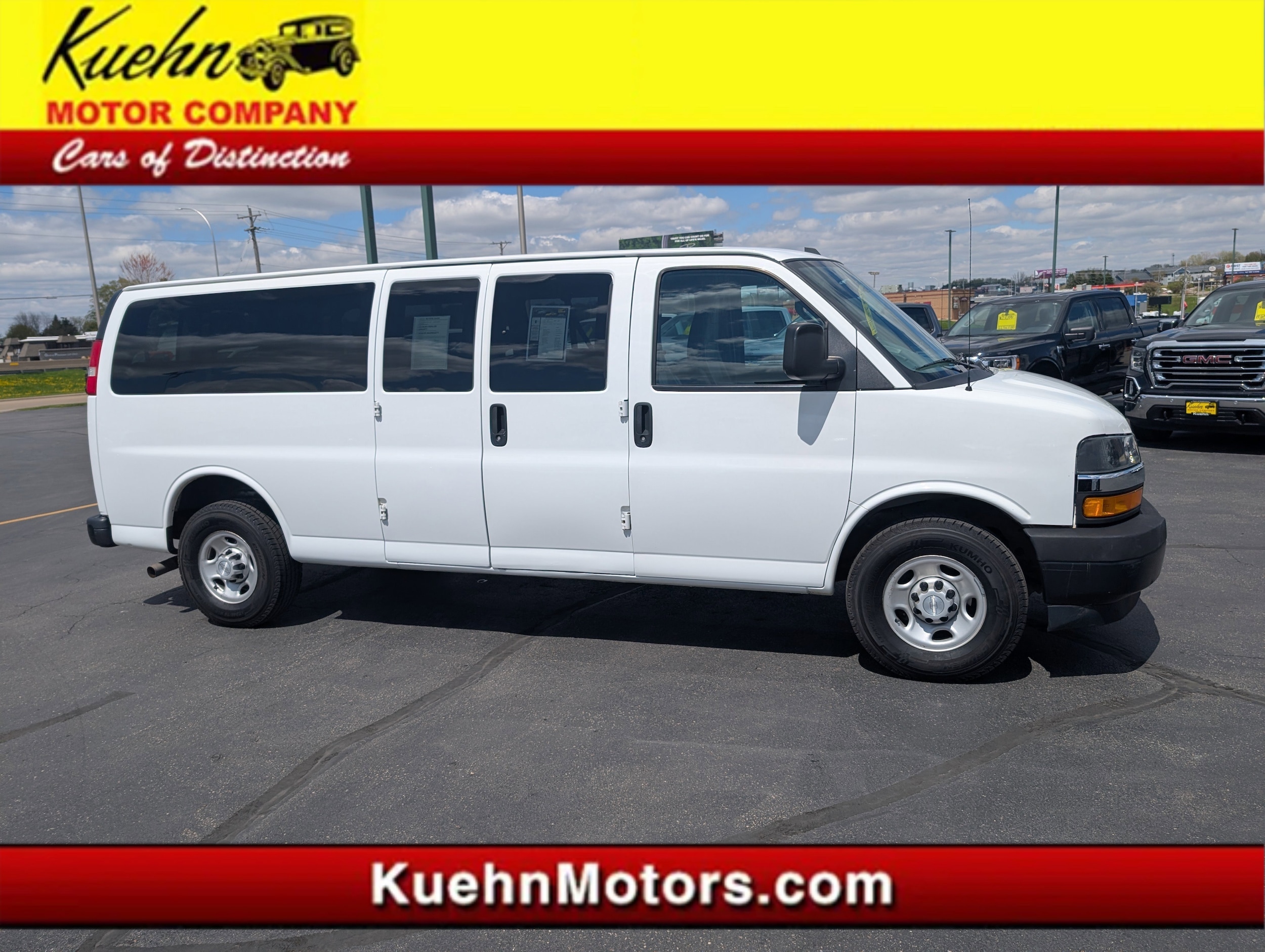 2018 Chevrolet Express 3500 LS Extended's photo