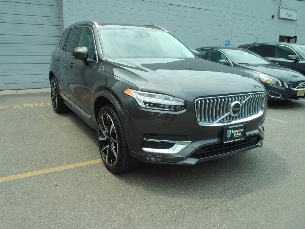 Certified 2024 Volvo XC90 Plus with VIN YV4062PE6R1199927 for sale in Hasbrouck Heights, NJ