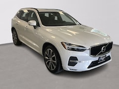 2022 Volvo XC60 Momentum SUV