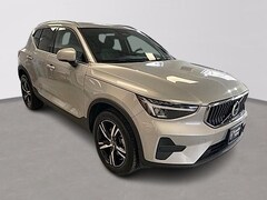 2025 Volvo XC40 Core Bright Theme SUV
