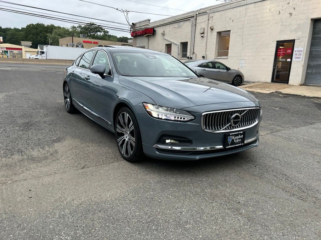 Certified 2023 Volvo S90 B6 AWD Plus Bright Sedan