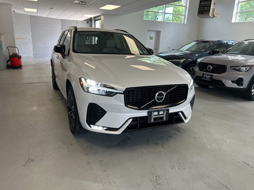 Used 2024 Volvo XC60 B5 Plus Dark SUV