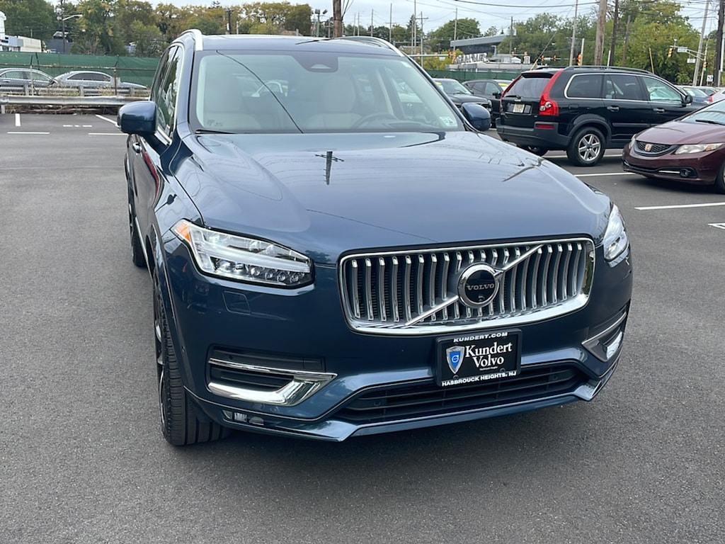 Certified 2024 Volvo XC90 Ultimate Bright Theme SUV