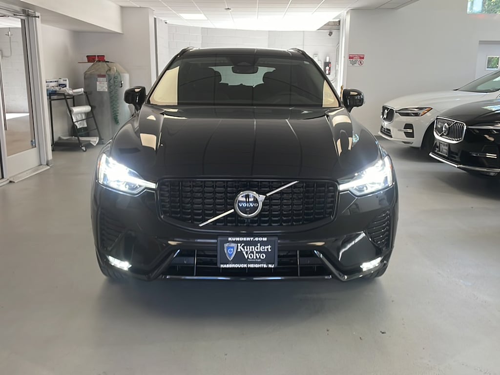 Certified 2024 Volvo XC60 Plus Dark Theme SUV
