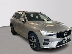 2022 Volvo XC60 Momentum SUV