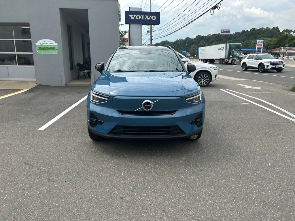 Certified 2023 Volvo XC40 Recharge Pure Electric Plus SUV