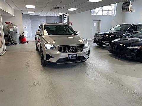 2025 Volvo XC40 Core - Photo 33