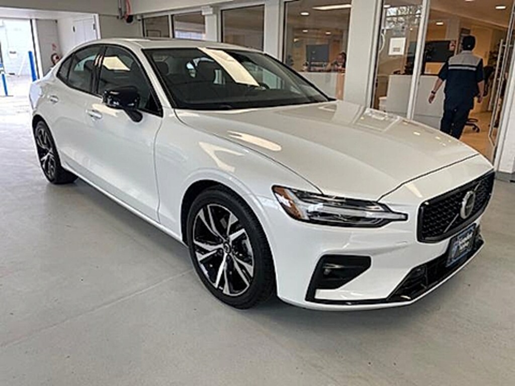 Certified 2024 Volvo S60 Core Dark Theme Sedan