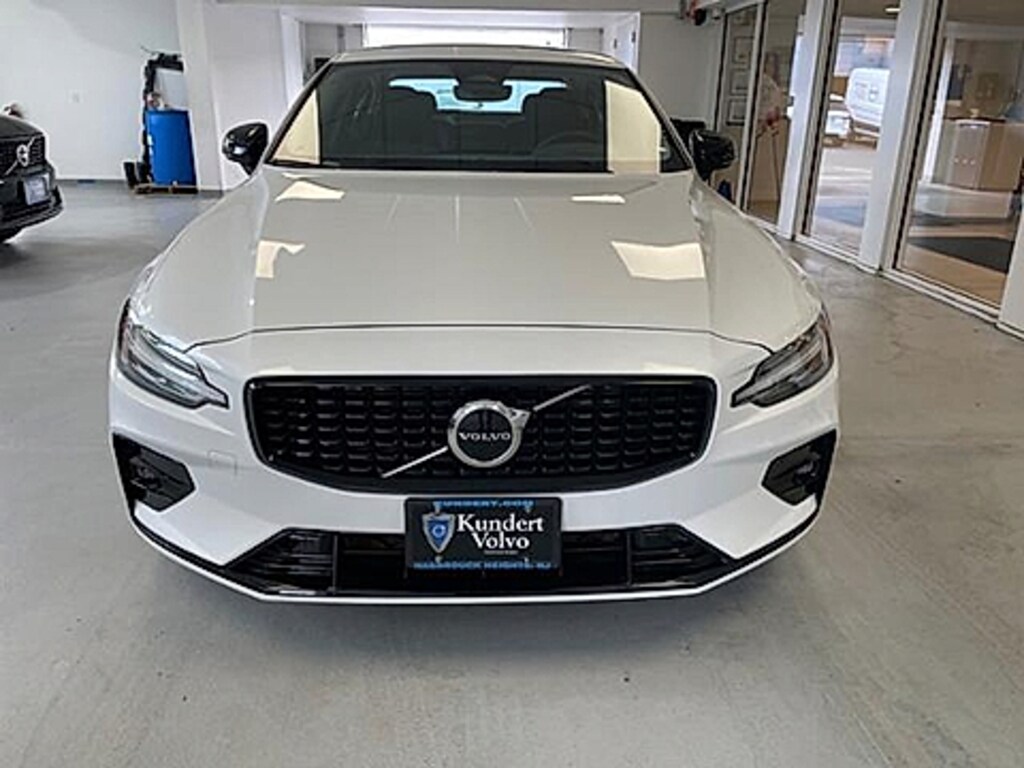 Certified 2024 Volvo S60 Core Dark Theme Sedan