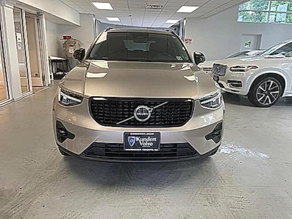 Certified 2023 Volvo XC40 Plus Dark Theme SUV