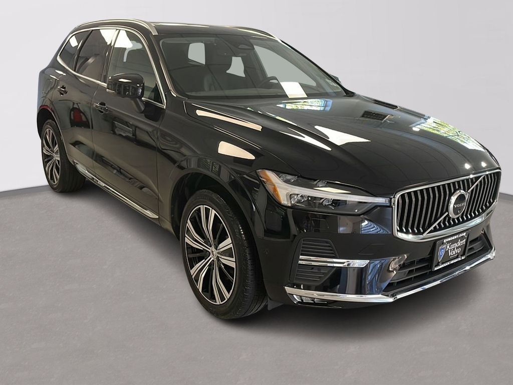 2023 Volvo XC60 SUV 