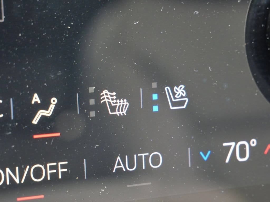 2026 GMC Yukon XL Denali - Photo 54